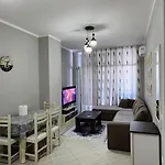 Collection Komuna E Parisit Private Parking Apartmán