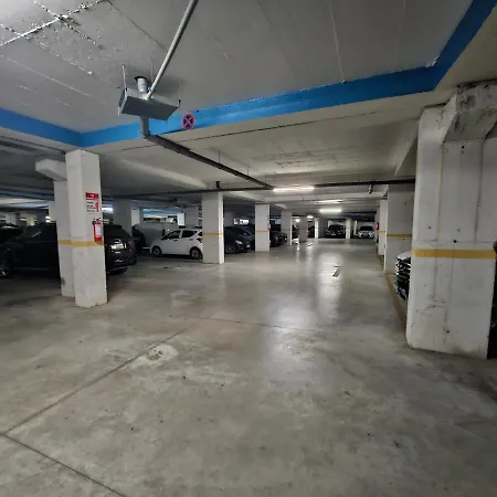 Appartamento Pleasing Place With Free Parking On Site In Komuna E Parisit