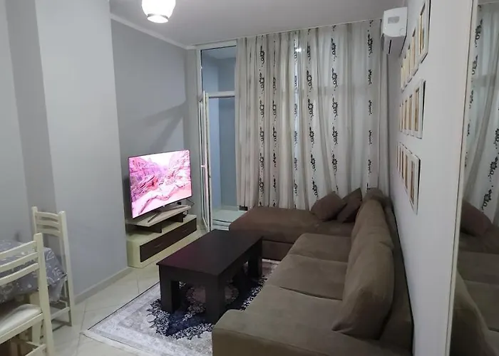 Apartamento Pleasing Place With Free Parking On Site In Komuna E Parisit