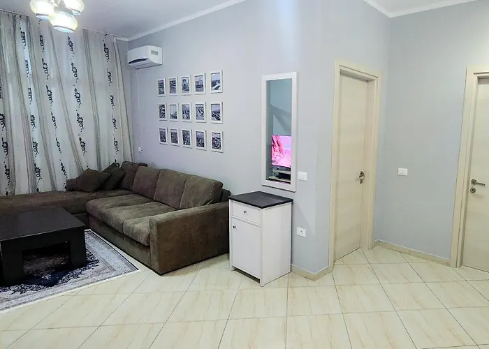 Apartamento Pleasing Place With Free Parking On Site In Komuna E Parisit *
