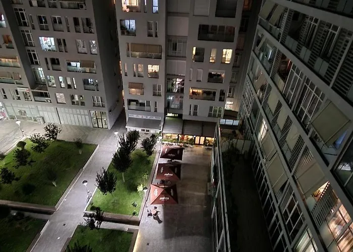 Pleasing Place With Free Parking On Site In Komuna E Parisit Tirana